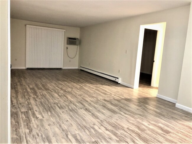 Building Photo - 5 Autumn Leaf Dr