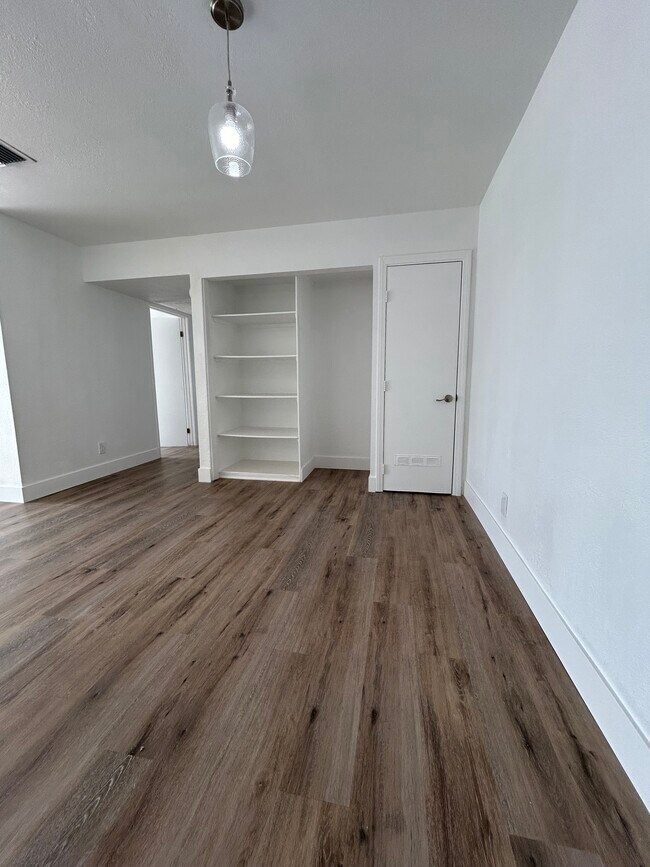 Foto del edificio - 1500 E Kay St