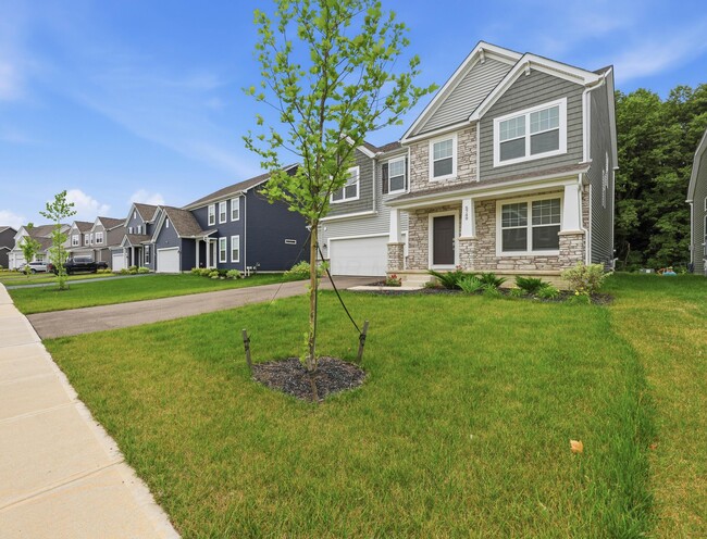Foto del edificio - 5749 Shadowfair Ln