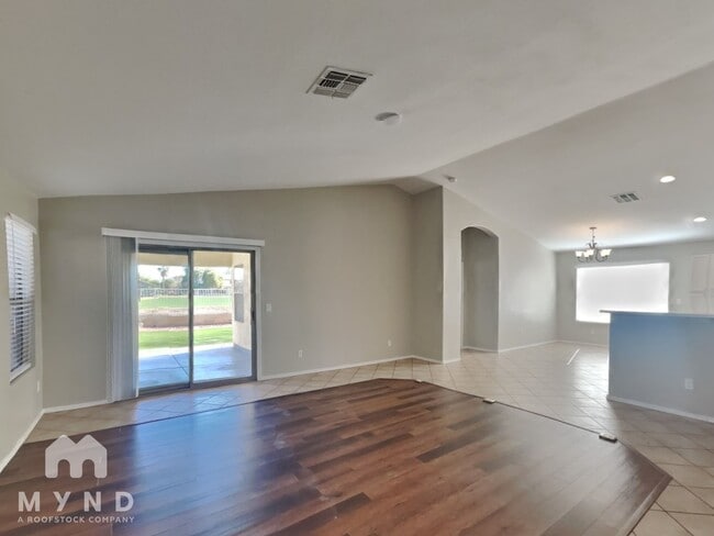 Building Photo - 813 S 125th Ave