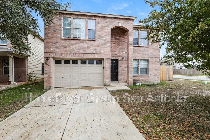 Foto principal - 6006 Ironmill Creek