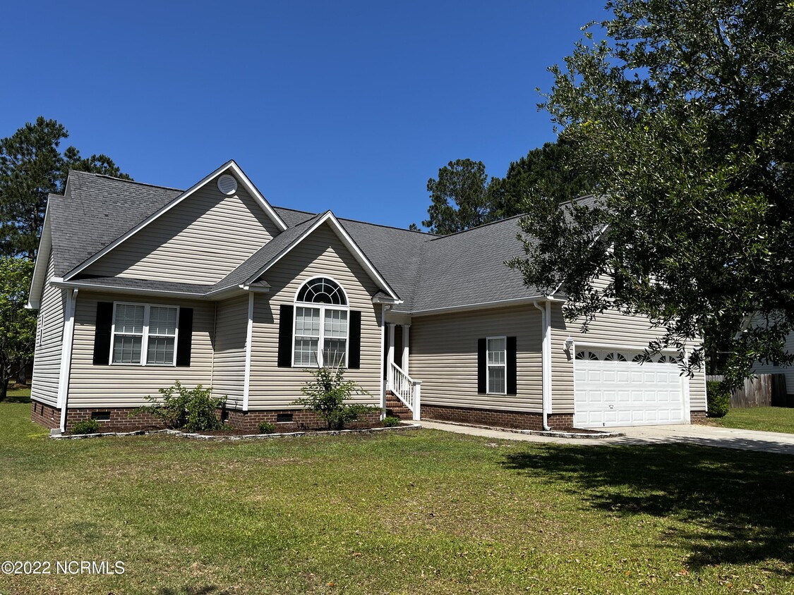 Primary Photo - 111 Iverson Ln