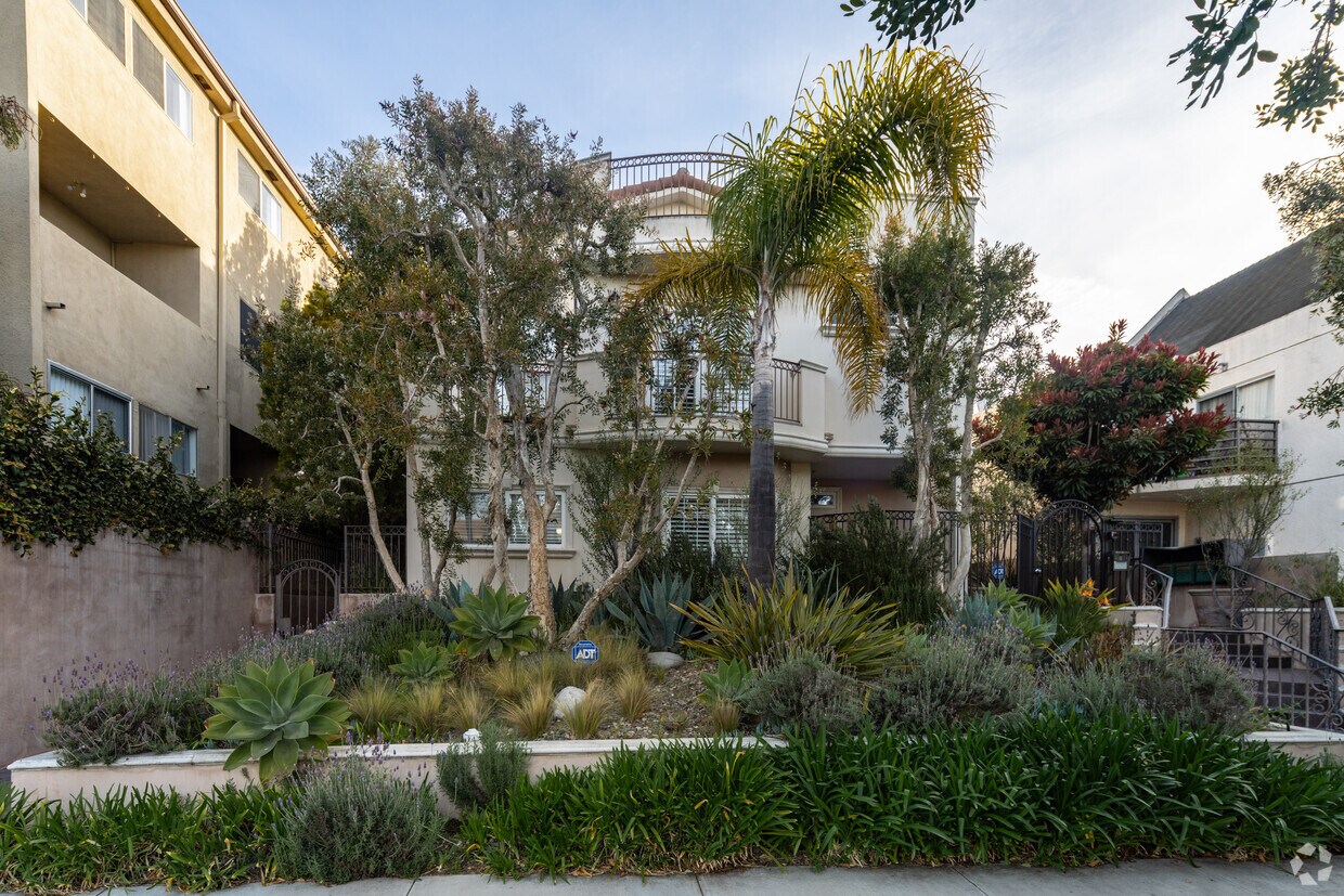 Exterior - Condominiums