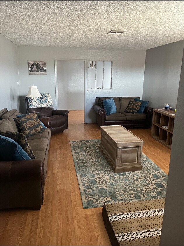 Foto principal - 113 Cripple Creek Ln