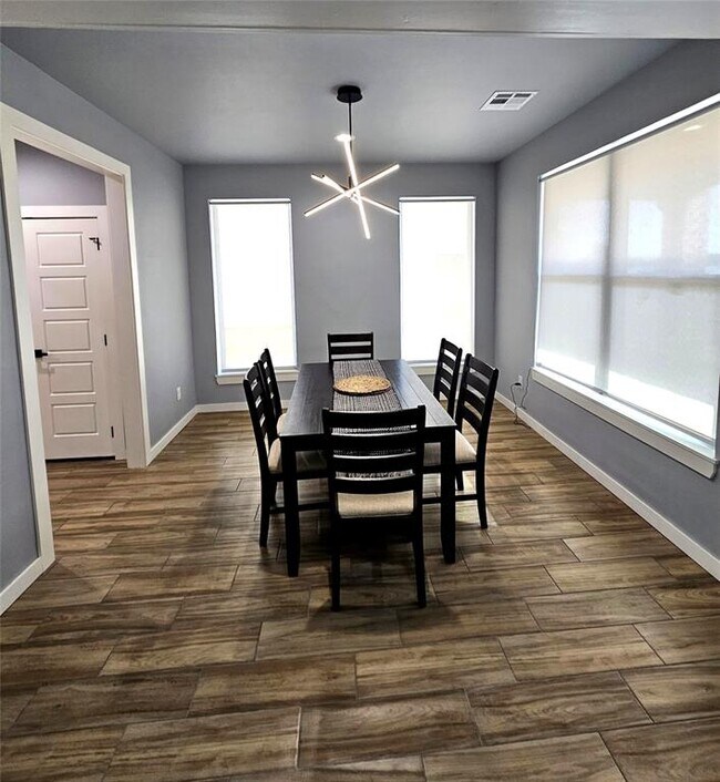 Foto del edificio - 1615 NE 9th St