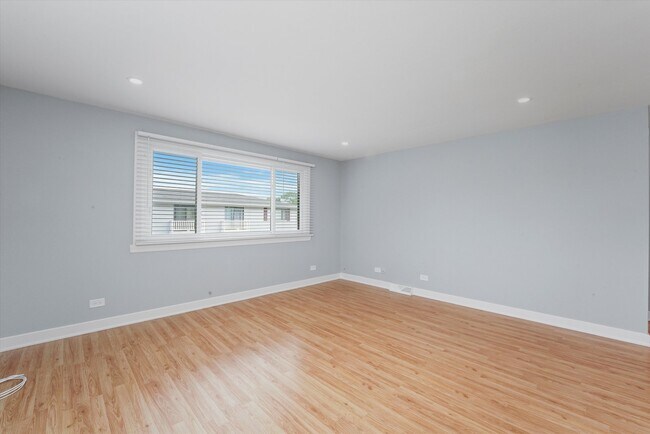 Foto del edificio - 1323 Wakeby Ln