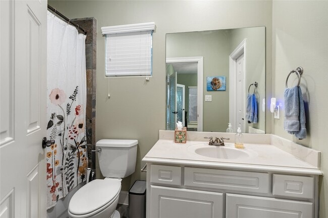 Foto del edificio - 408 Fowler St