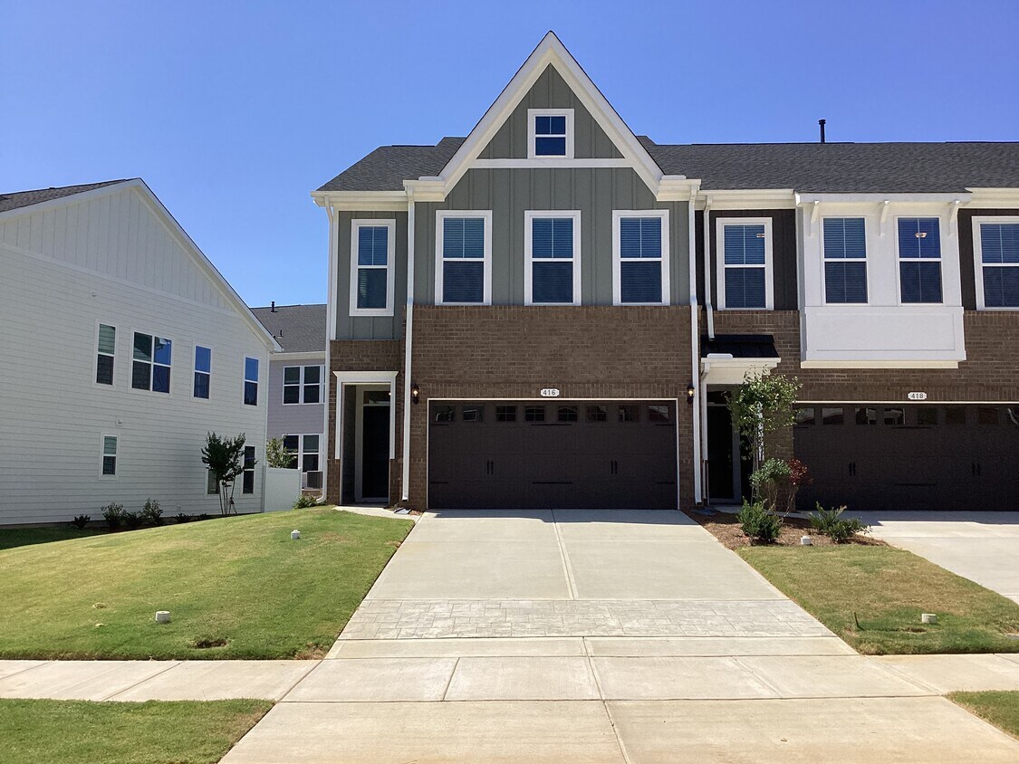 416 Foxtail Lily Drive House Rental in Holly Springs, NC