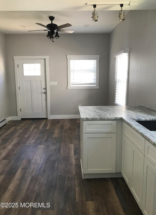 Foto del edificio - 36 Center Ave