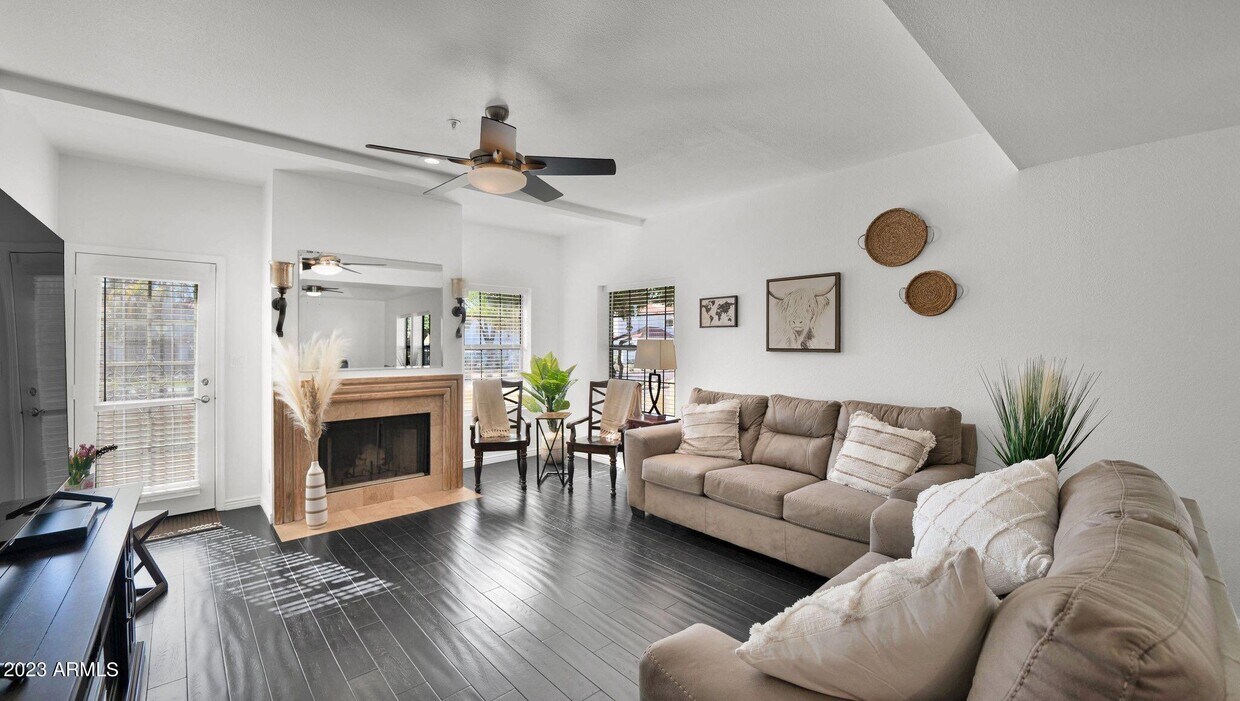 Foto principal - 8300 East Vía de Ventura