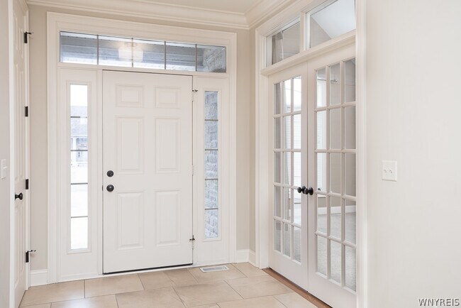 Foto del edificio - 9 Hidden Creek Ct