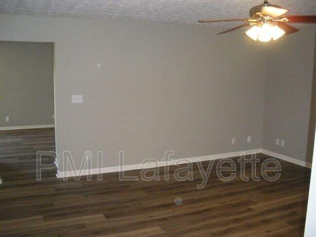 Building Photo - 3700 Goodall Ct