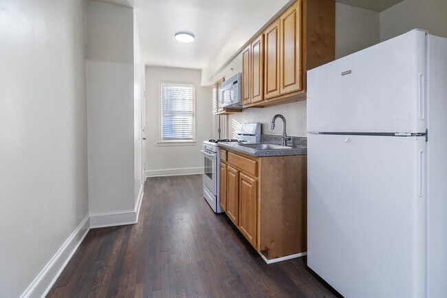 Foto del edificio - 4713 3rd Pl NW