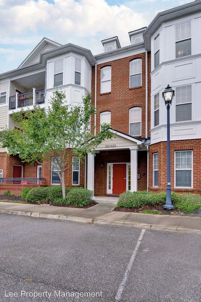 Foto del edificio - 2 br, 2 bath House - 629 Claire Lane