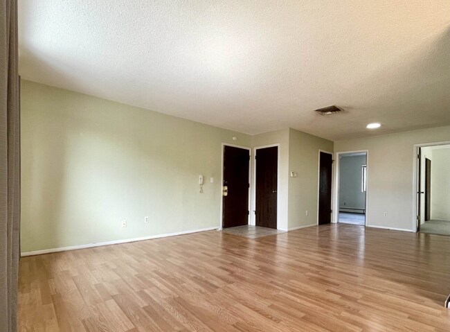 Foto del edificio - 1140 Walnut Ave