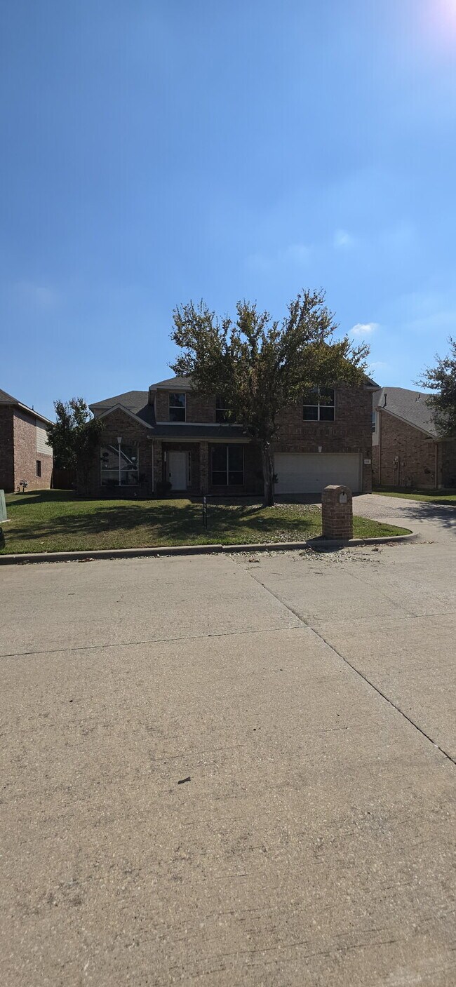 Foto del edificio - Expansive Mansfield Home with 5 Bedrooms, ...