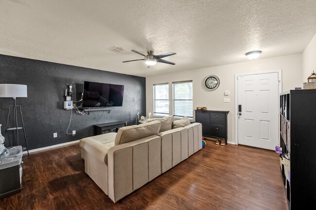 Foto del edificio - 8419 Miners Point