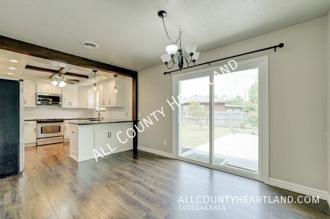 Foto del edificio - 3921 NW 51st St