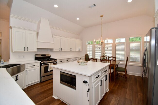Building Photo - 3 Bed, 2 Bath Home in Ruston