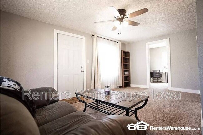 Foto del edificio - 2802 SE 8th St