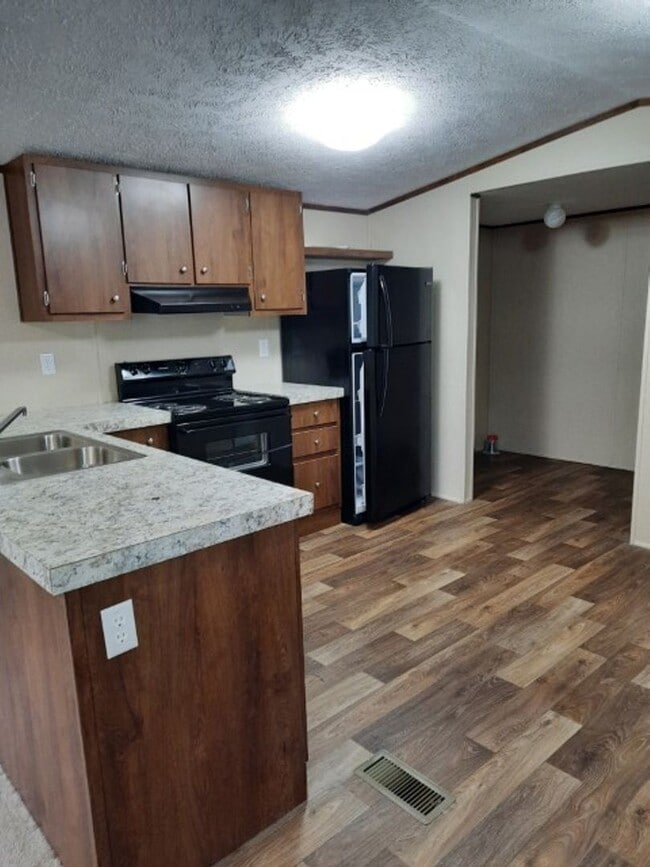 Foto del edificio - $1,000 - 2 Bedroom / 2 Bath Mobile Home in...