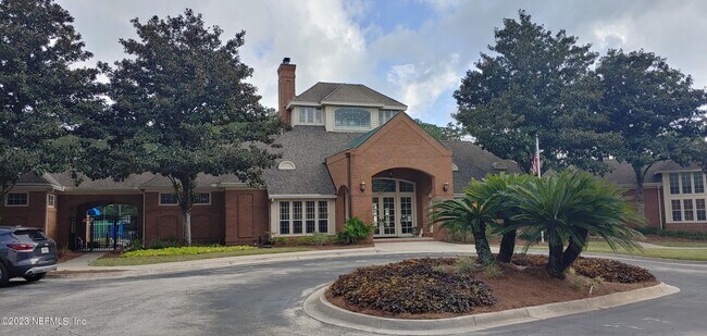 Building Photo - 8554 Walden Glen Dr