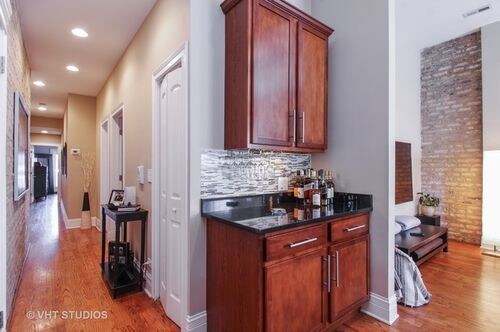 Foto del edificio - 5444 N Winthrop Ave