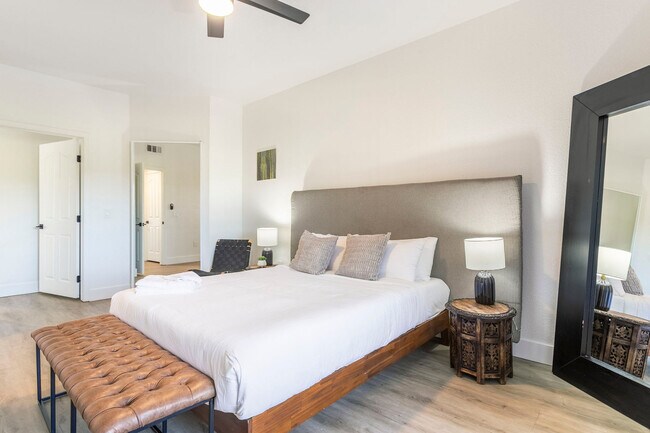 Building Photo - 14201 N 70th Way