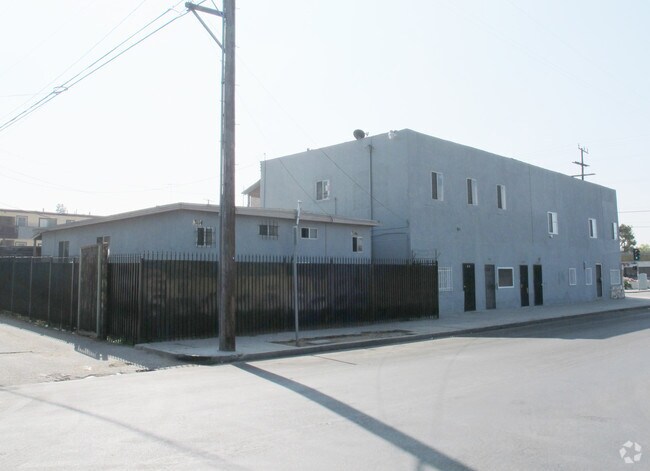 Foto del edificio - 1885-1899 W Jefferson Blvd