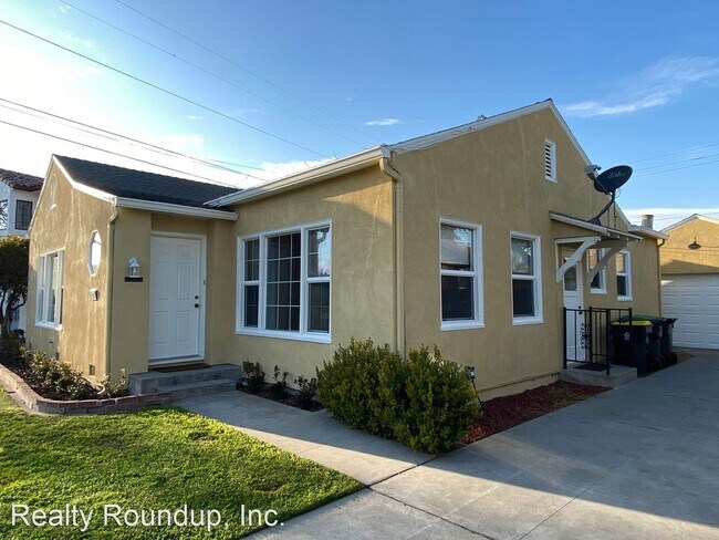 Foto del edificio - 2 br, 1 bath House - 119 W Mariposa Ave