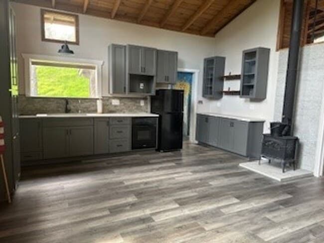 Building Photo - A Frame Country Cabin Style