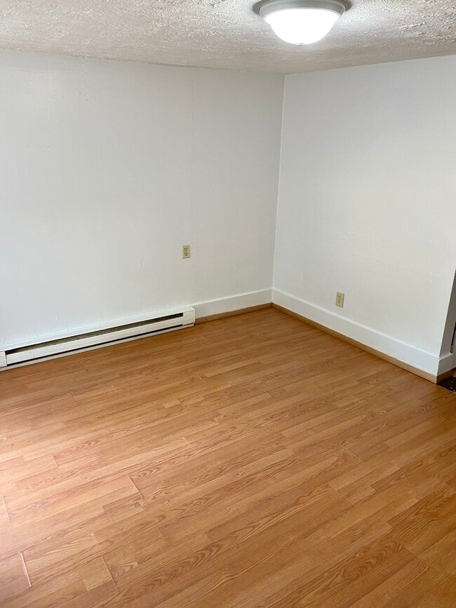 Foto del edificio - 520 W Edwards st