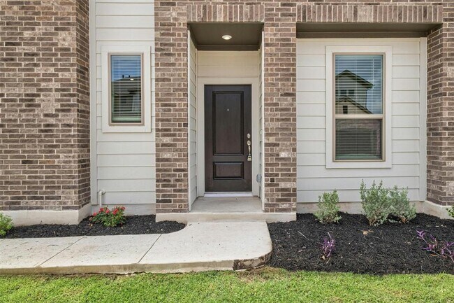 Foto del edificio - 2500 Forest Creek Dr