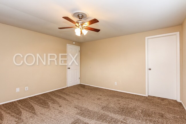 Building Photo - 2711 Constellation Dr