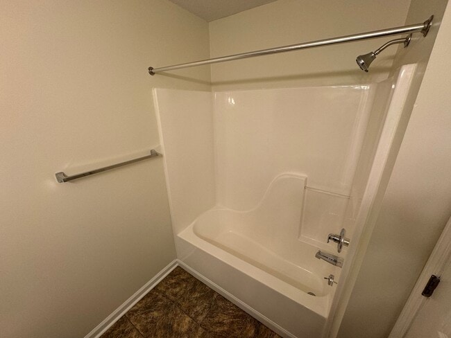 Foto del edificio - Ranch style 3 Bedroom and 2 Full Baths Home