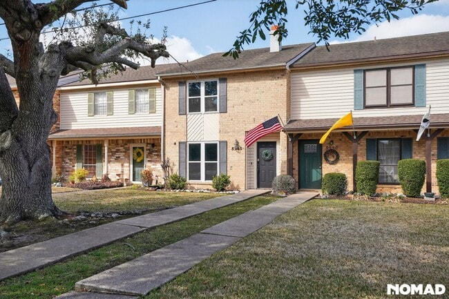 Building Photo - 8960 Manion Dr