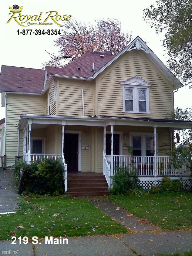 Primary Photo - 219 S Main St