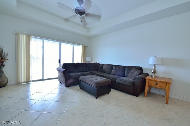 Foto del edificio - 7812 Regal Heron Cir