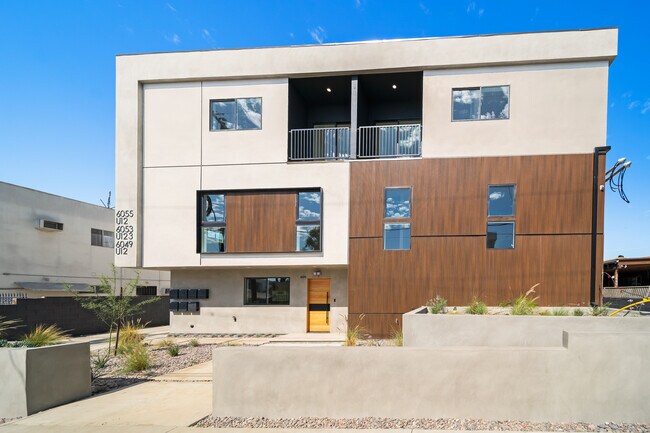 Foto del edificio - 6053 Craner Ave