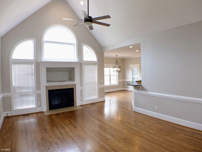 Foto del edificio - 4 br, 3 bath House - 120 Gentle Rain Drive