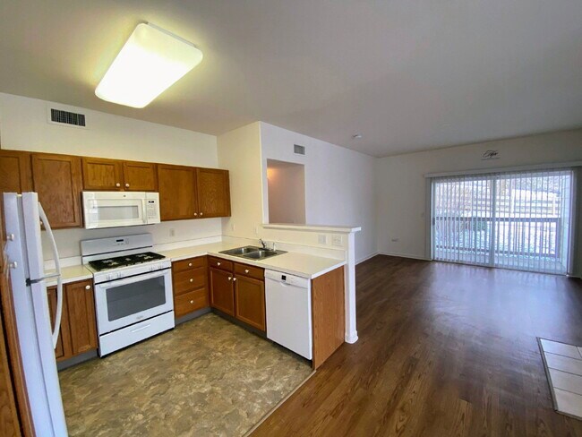 Foto del edificio - 8765 W Berry Ave