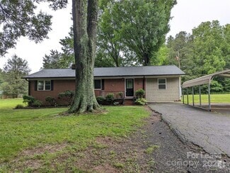 Building Photo - 1230 Shearers Rd