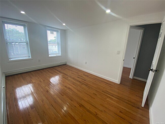 Building Photo - 109-13 Union Hall St