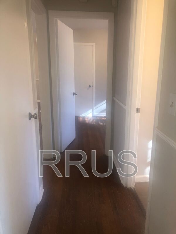 Foto del edificio - 2176 Lilac Ln