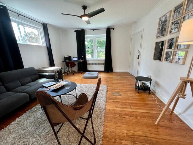 Foto del edificio - 869 Windermere Ave