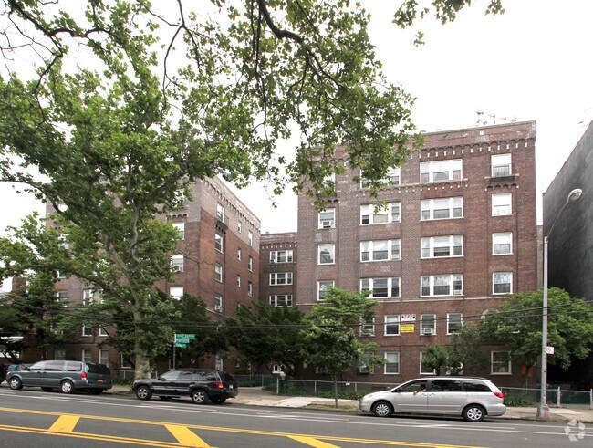 Primary Photo - 224 Highland Blvd