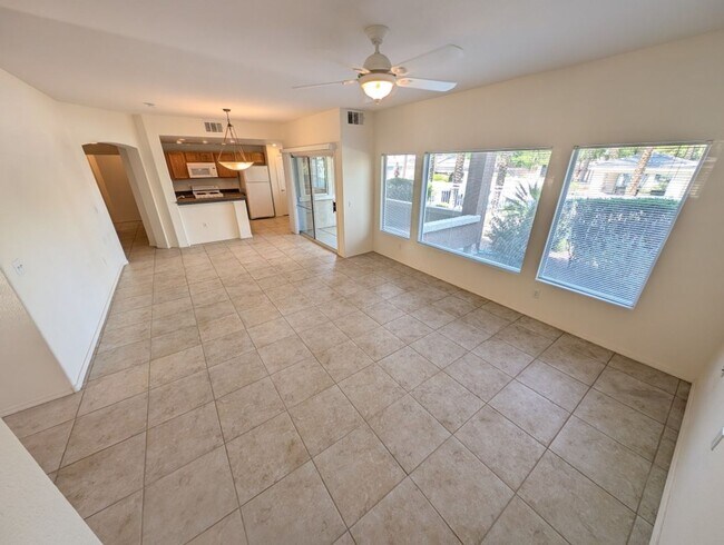 Foto del edificio - 820 Titan Peak Pl