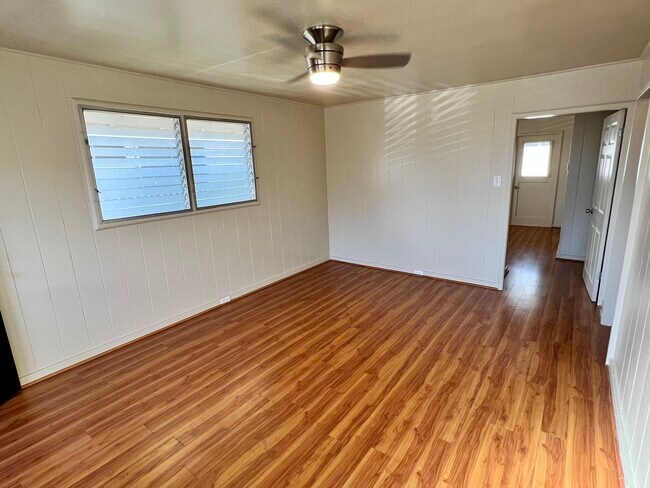Building Photo - 2026 Algaroba St