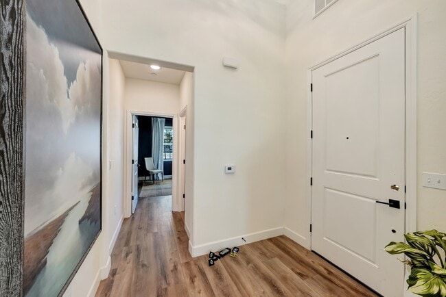 Foto del edificio - 143 N Un St