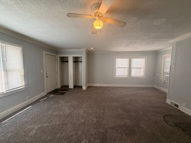 Foto del edificio - 1532 E 51st St
